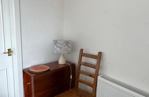 Dumfries Apartment | Stylish 2nd Floor Georgian 1 Bedroom Apartment