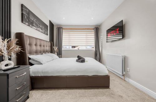 Cheetham Hill House | Stylish 3-Bed Close to MCR City Centre for 8 Guests