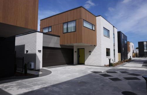Palmerston North House | Stylish 3 bedroom home in Palmerston North