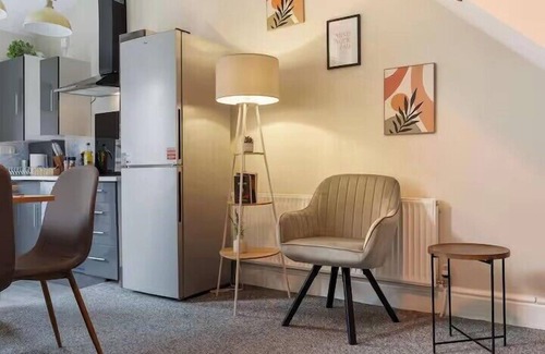 Manchester House | Stylish 3-Bedroom Home 14Mins to Co-op Live Arena