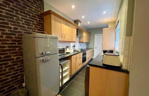 Bedworth House | Stylish 3-Bedroom Home!
