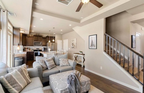 Fountain House | Stylish 3 Bedroom Home with Rooftop Deck