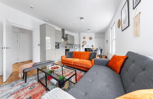 King's Cross Apartment | Stylish 3 Bedroom Serviced Apartment in Kings Cross