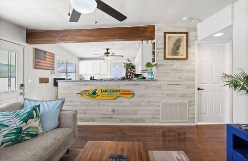 St. Petersburg - Clearwater House | Stylish 3BR 2BA St. Pete Escape with Patio + Firepit