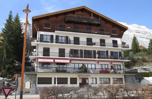 Le Grand-Bornand Apartment | Stylish 3BR Apt with Pool & Sauna, 100m from Ski Slopes – Pet Friendly