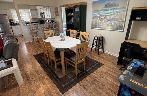 Plantations East Condo | 🏖️ Stylish 3BR Beach Condo | Close to Lewes & Rehoboth | Parking + Porch