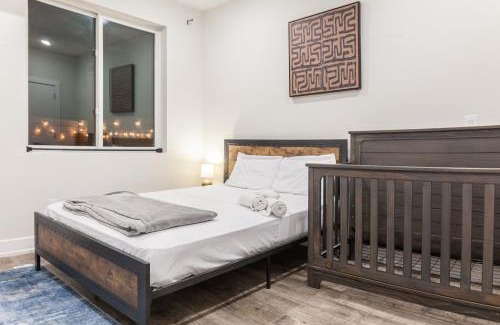 North Philadelphia East Apartment | Stylish 4bed 4bathpingpongwifisleeps12-wd