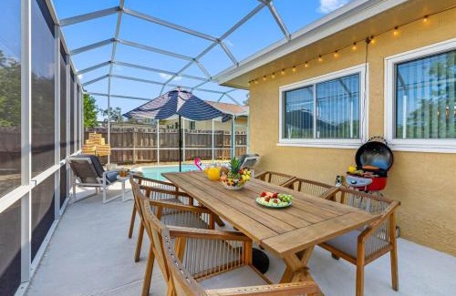 Clearwater House | Stylish 4BR Retreat with Pool - Comfort & Serenity