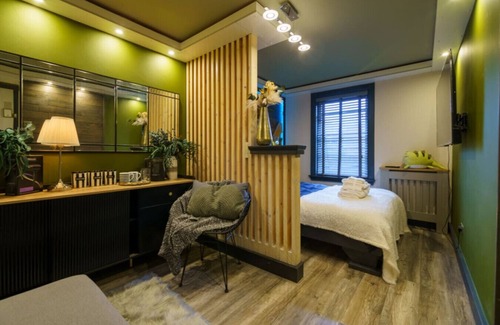 Holborn and Covent Garden House | Stylish 5-Bedroom Apartment Near Chancery Lane & Kings Cross – Perfect for Groups & Families!