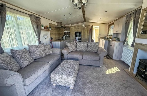 Great Yarmouth House | Stylish 6 berth caravan at California Cliffs with decking in Scratby ref 50056K
