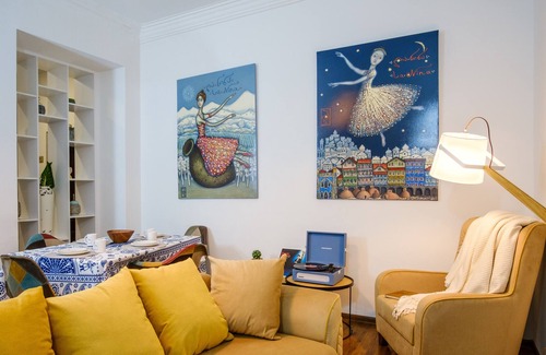 Sololaki Apartment | Stylish and cozy apartment in Sololaki, near Liberty Square
