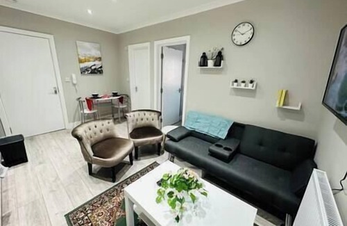Hillingdon Apartment | Stylish and Luxury Flat in LND