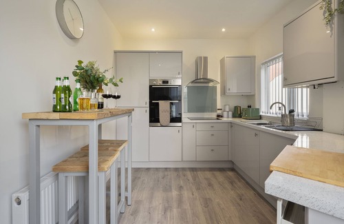 Sheffield Apartment | Stylish and Spacious flat in the Heart of Yorkshire