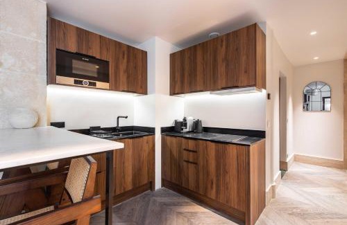 Quartier de la Place-Vendome Apartment | Stylish Apartment - 1BR-4P - Vendôme Square