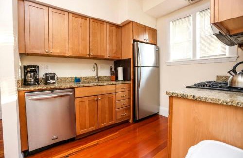 Medford Apartment | Stylish Apartment in Malden 20 Min from Boston #2