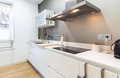 Central District Apartment | Stylish apartment in the heart of Granada