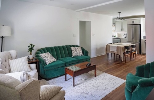 Lewisburg Apartment | Stylish Apt Walk to Shops, Dining and Bucknell