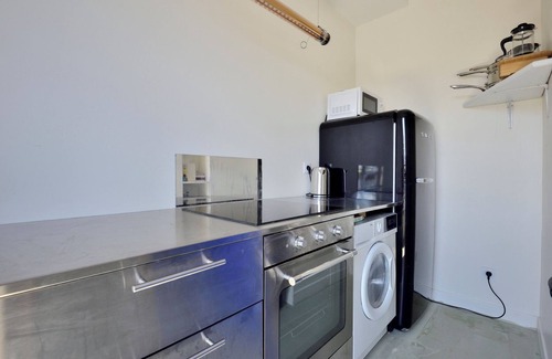 Quartier de la Chapelle Apartment | Stylish attic conversion in the rooftops of Paris