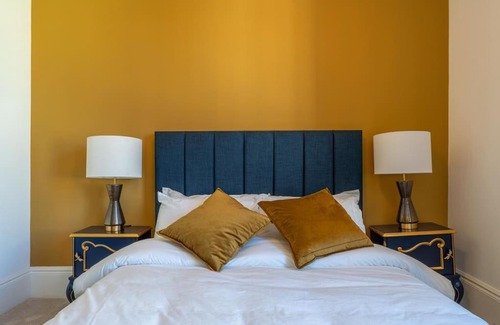 Herne Bay Apartment | Stylish Beachfront Apartment, Sweeping Ocean Views and Luxury Touches