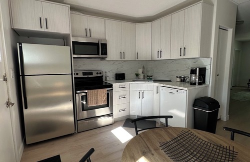 Regina Condo | Stylish Cathedral Stay