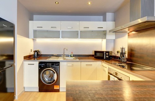 Northampton Apartment | Stylish City Centre Apartment FreeParking Wifi