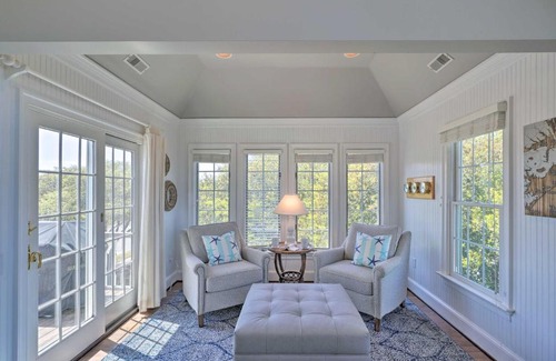 Buck Island House | Stylish Coastal Home Walk to Corolla Beach!