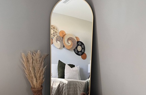 Buckroe Beach Condo | Stylish Condo in Buckroe Beach just 2 blocks from the beach.