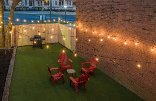 Hillsboro Village Apartment | Stylish Condo in Hillsboro Village 3 Beds and Parking