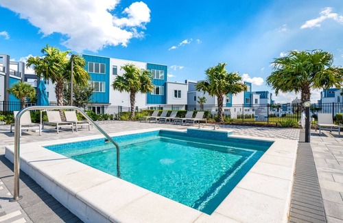 Reunion Condo | Stylish Condo with Pool Table near Disney with Resort & Waterpark Access -.
