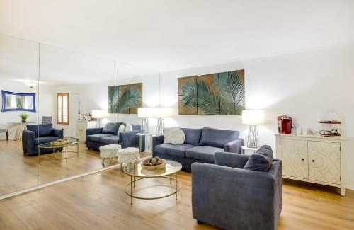 Knox - Henderson Apartment | Stylish Condo with Pool in Knox Henderson!