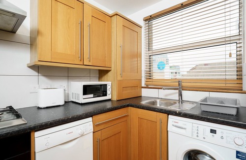 Dalston Apartment | Stylish & Cosy Studio in the Heart of London
