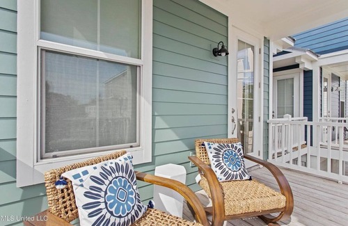 Pass Christian Cottage | Stylish cottage in Pass Christian