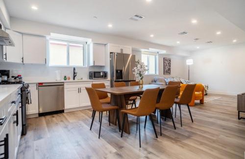 Downtown Los Angeles House | Stylish & Cozy Retreat Near USC & Downtown LA