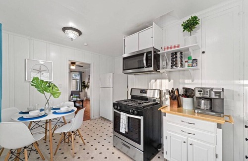 Golden Hill House | Stylish Craftsman Prime San Diego Location