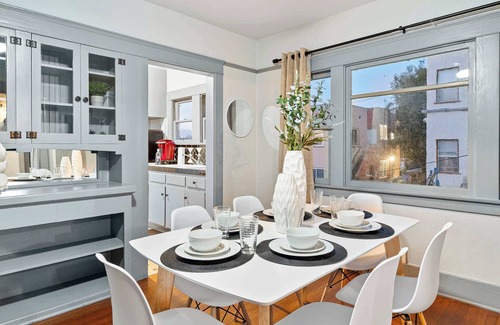 Golden Hill Apartment | Stylish Craftsman Stay Sleeps 6 Comfortably