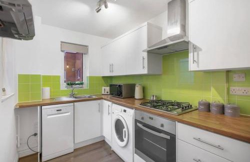 Two Mile Ash House | Stylish Detached Home, Sleeps 6