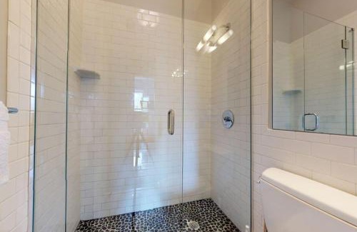 Columbus Apartment | Stylish Downtown Studio in the Boston, C.Ave #34