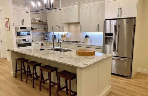 Garden City House | Stylish Executive Home in the Boise Foothills