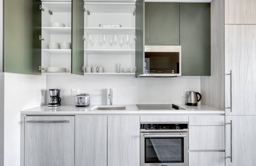Fenway–Kenmore Apartment | Stylish Fenway 1BR w/W/D, Roof & Gym, nr Fenway Park, by Blueground