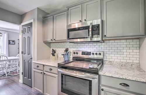 Fort Payne House | Stylish Fort Payne Retreat: Hike & Rock Climb