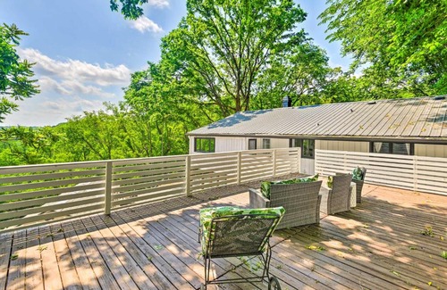 Franklin House | Stylish Franklin Cabin on 6 Private Acres!