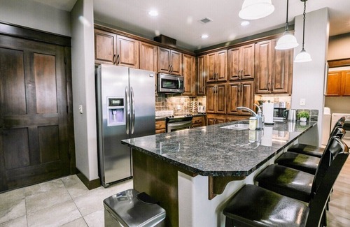 Coeur d'Alene Condo | Stylish, fully equipped 2-bed/2-bath condo in Riverstone Village