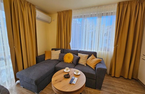 Shiligarnika Apartment | Stylish Getaway in Kosara Bansko Near Ski Lift by Flat Mаnager
