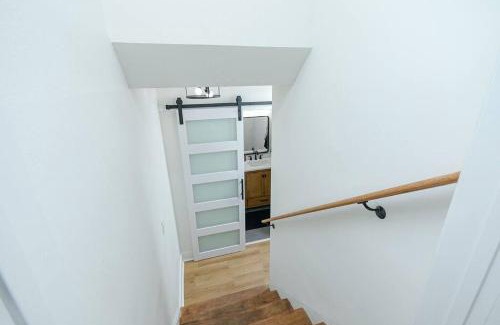 Church Street House | Stylish getaway near ATL airport & downtown!