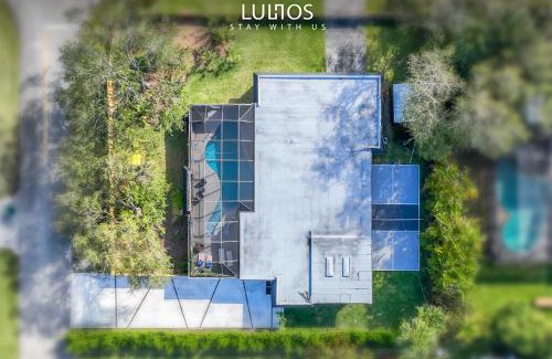 Cutler Bay House | Stylish Haven Heated Pool Pool Table L28