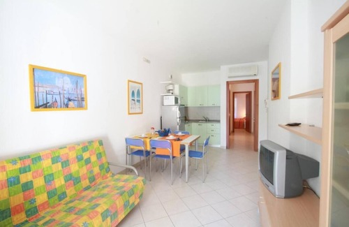 Bibione Pineda Apartment | Stylish Holiday Home in a Brand New Poolside Residence