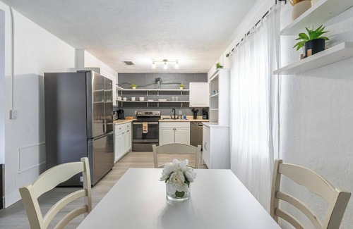 Poiciana Park II House | Stylish Home Near Beach, Downtown, and Airport. Pet Friendly!