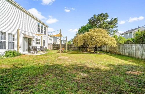 Fuquay-Varina House | Stylish Home Pet-Friendly 3BR 3BA Private Fence Backyard