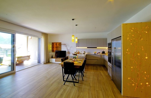 Colico Apartment | Stylish lake view apartment with Lake View - Ivan Opas Colico