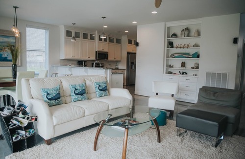 Mid America House | Stylish Lakefront Home - Serene Summer Views and Private Waterfront Access